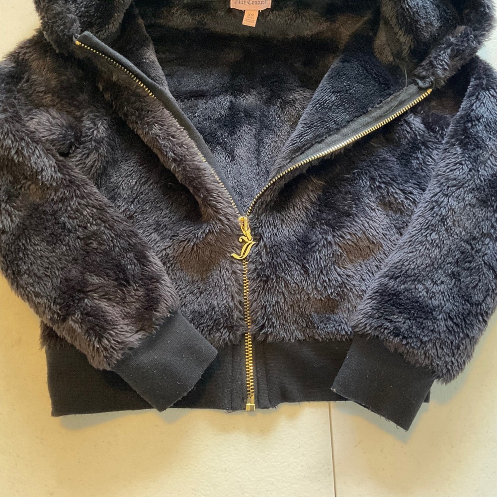 Juicy Couture Girls Black Faux Fur Hoodie Bear Ears Zip Up Jacket XS 5/6 - Picture 6 of 8